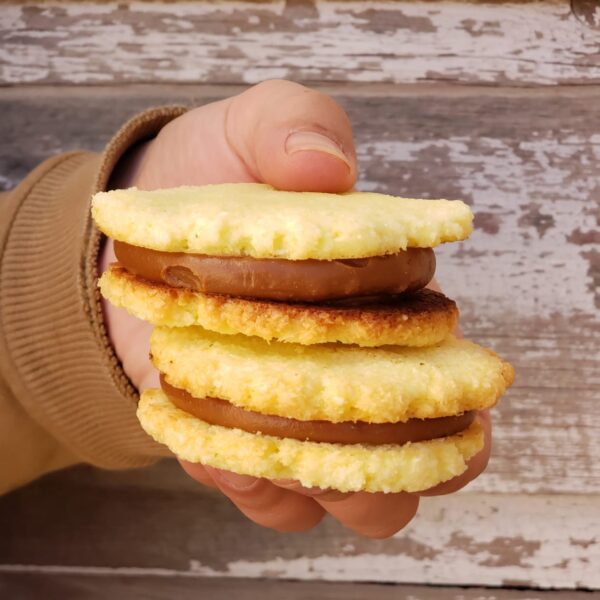 Alfajor de Coco con dulce de leche