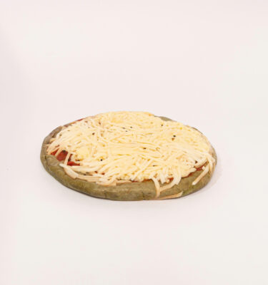 Pizza con masa de espinaca doble queso