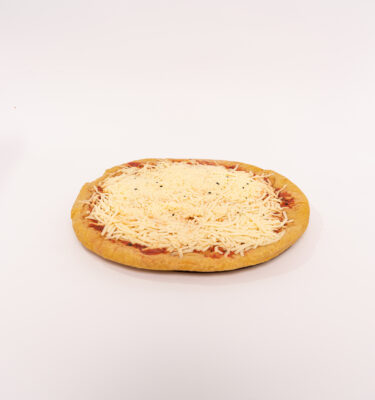 Pizza con masa de zanahoria doble queso